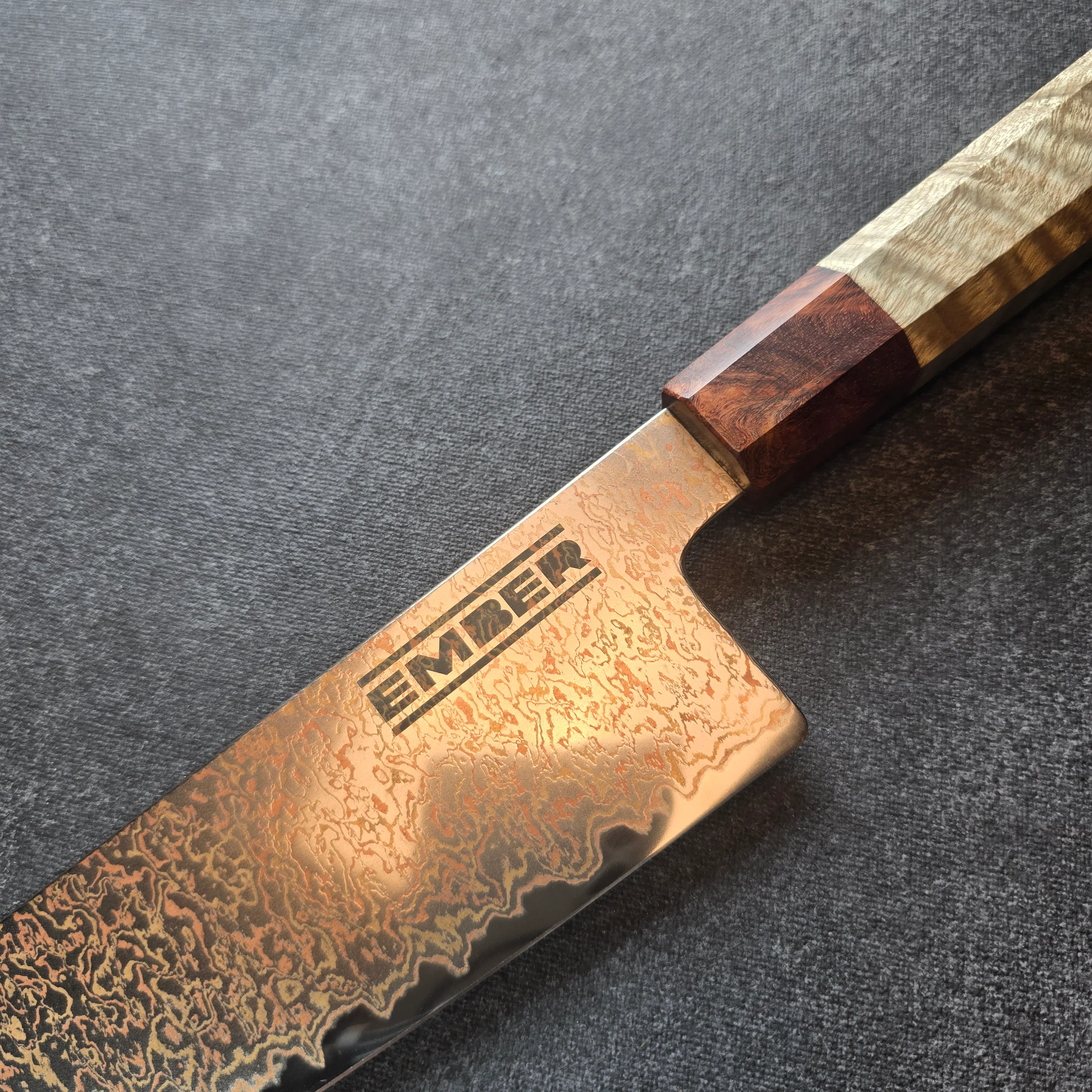 PYRO! CUCHILLO BUNKA - DAMASCO DE COBRE Y BRONCE 8" - Image 11